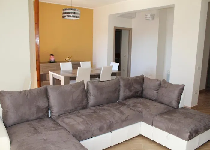 Chelu & Luna * Κάλιαρι